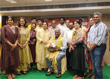 A dinner was graciously hosted by Smt. Narmada Jonnalagadda at Manjeera on September 8, 2026, in honor of the Global NRI community. On this occasion, Hon'ble Minister Smt. Savita Garu felicitated Shri Komati Jayaram.
