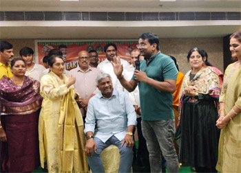 A dinner was graciously hosted by Smt. Narmada Jonnalagadda at Manjeera on September 8, 2026, in honor of the Global NRI community. On this occasion, Hon'ble Minister Smt. Savita Garu felicitated Shri Komati Jayaram.