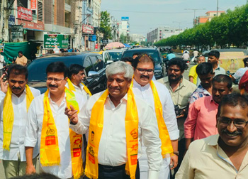 It was truly invigorating to participate in a roadshow held in the West constituency-alongside local leaders and party workers—in support of the alliances mayoral candidate for the Vijayawada local elections, Mr. Vangaveeti Radha Krishna, as well as the alliances candidates for all 86 divisions.